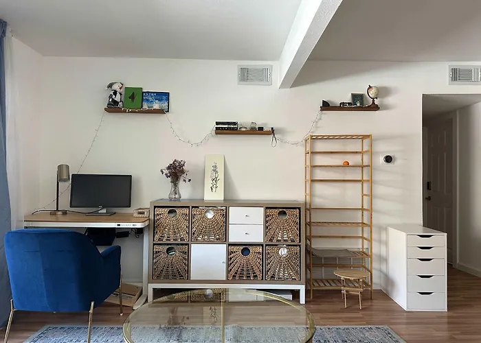 Mixed Gender Shared Room - Coliving Unit