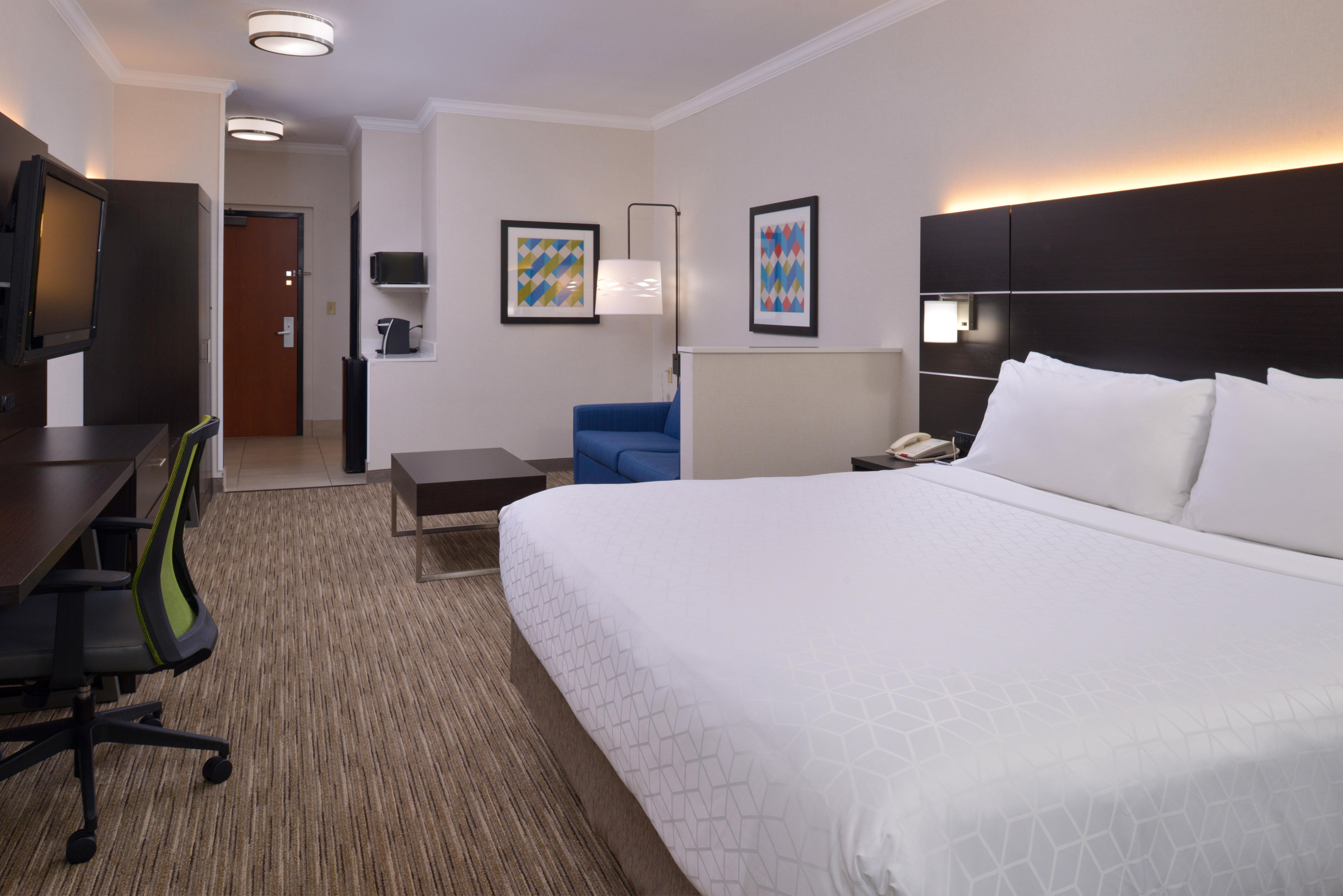 Express & Nw - Lakeline By Ihg Hotel 2*