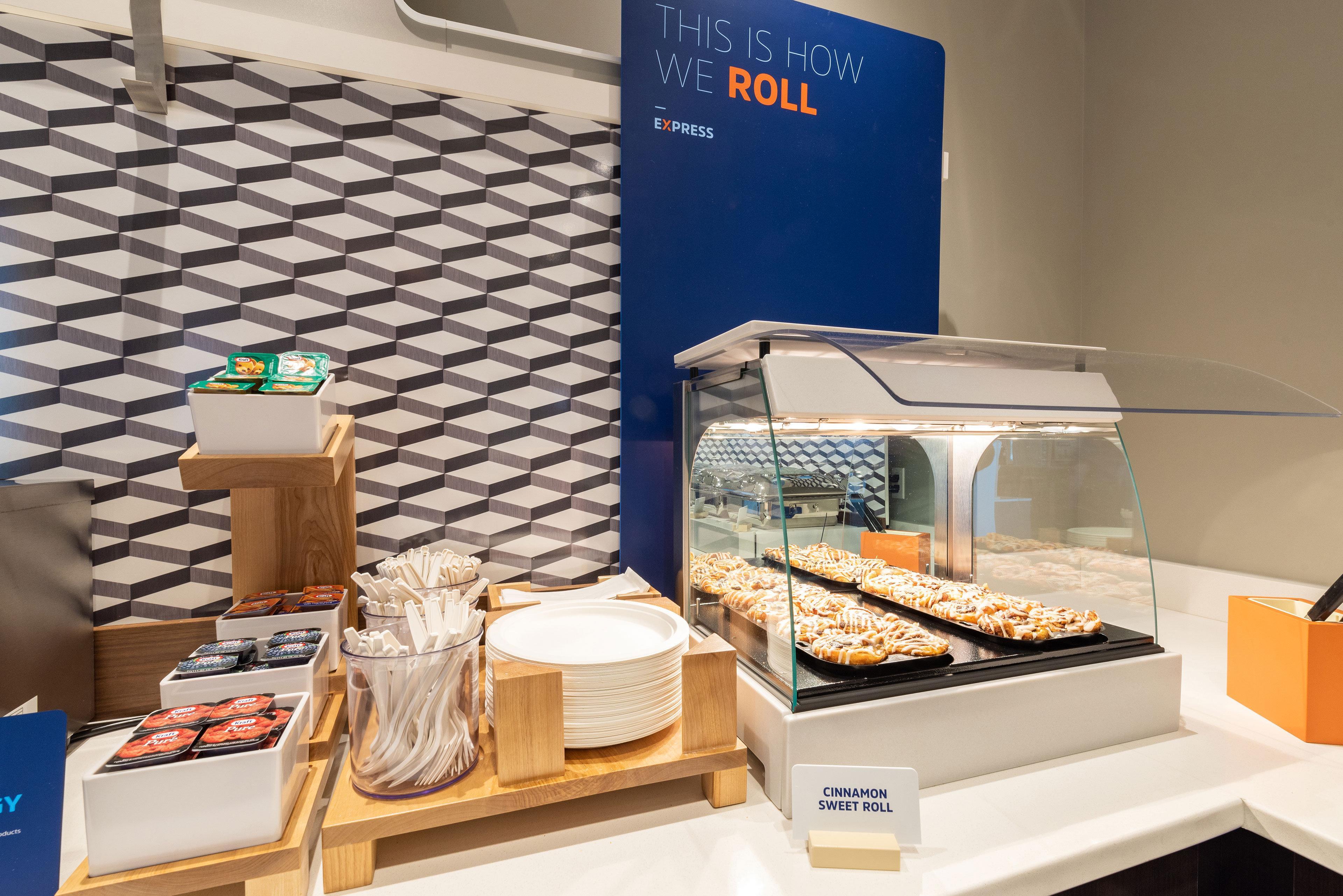 Express & Nw - Lakeline By Ihg Hotel
