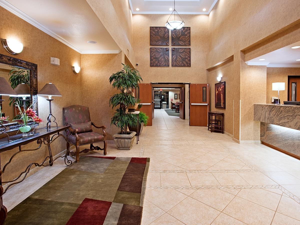 Hotel Express & Nw - Lakeline By Ihg