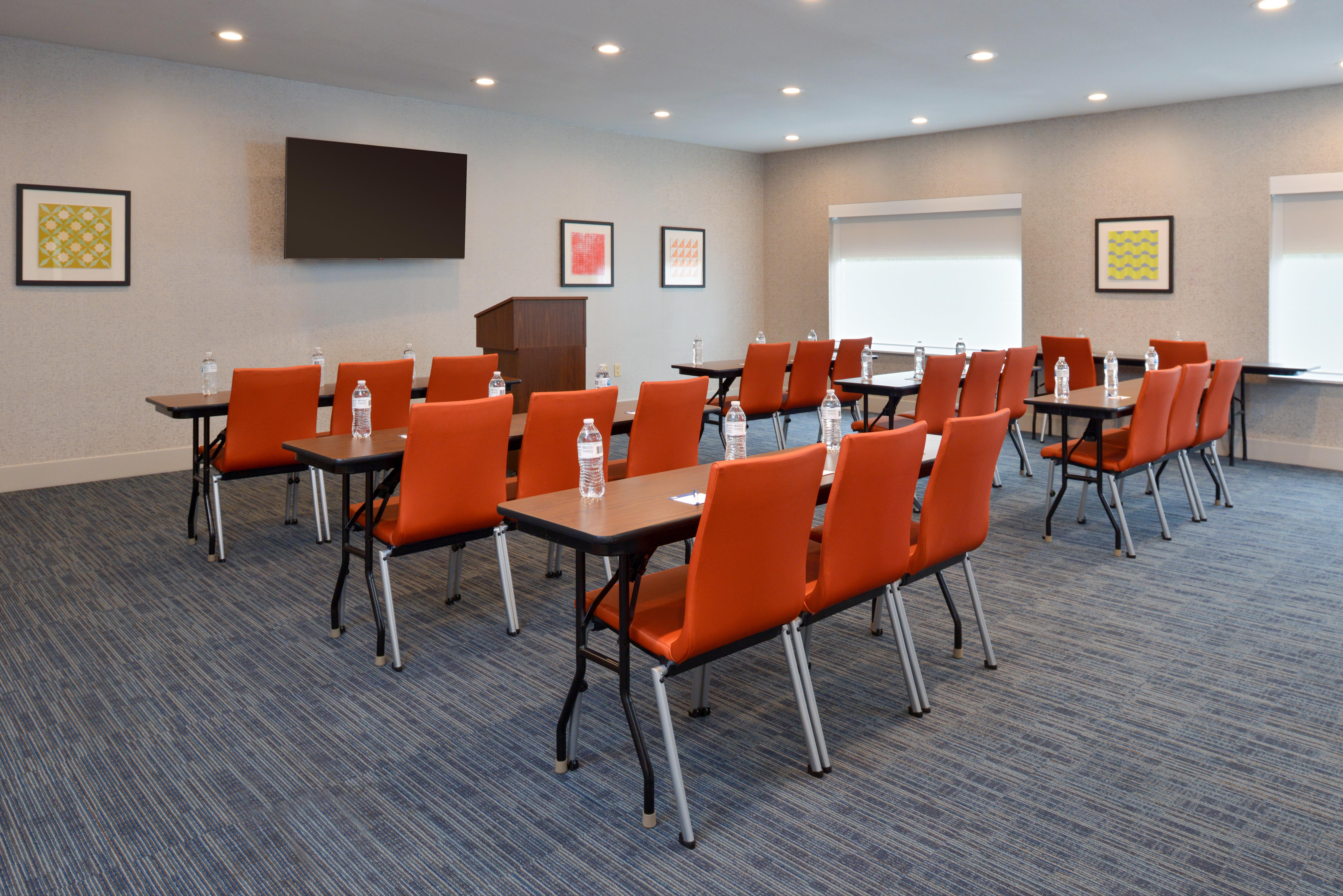 Express & Nw - Lakeline By Ihg Hotel