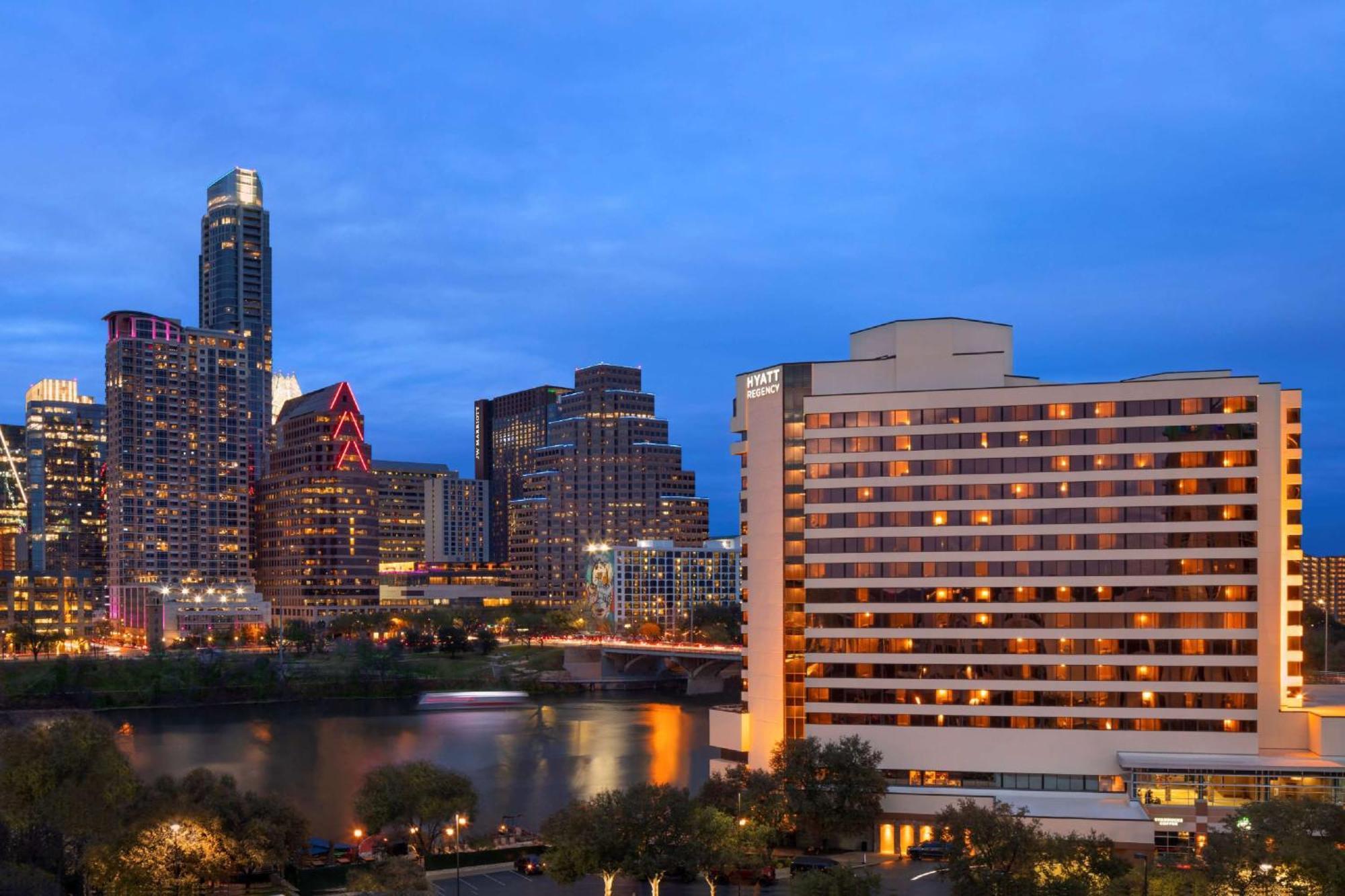 Hyatt Regency 4*