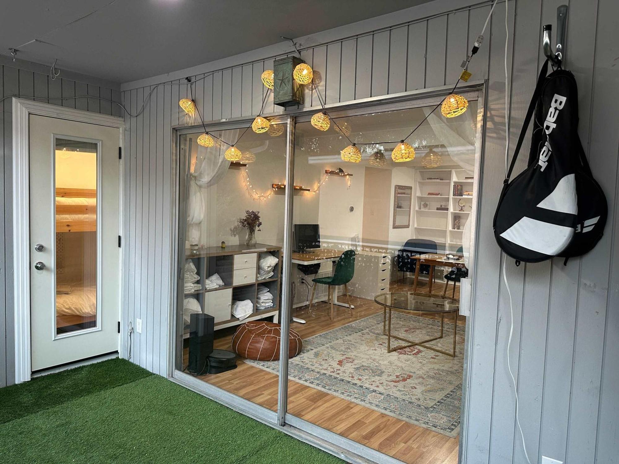 Mixed Gender Shared - Coliving Unit Holiday home *