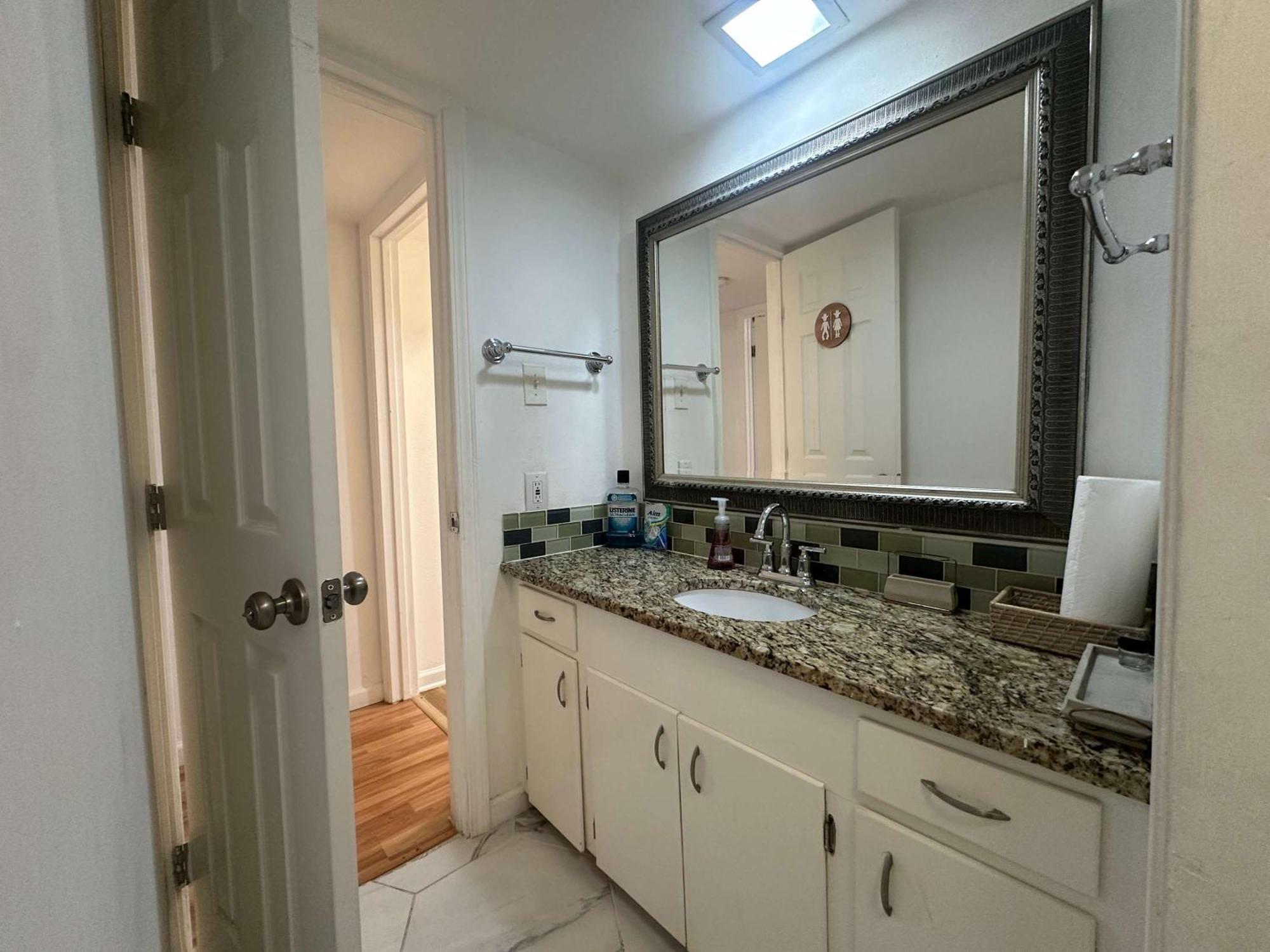 Mixed Gender Shared - Coliving Unit Holiday home