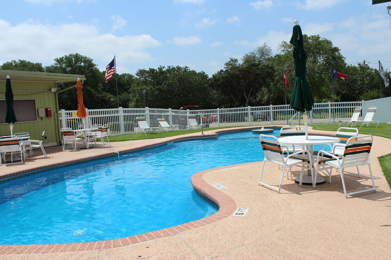 Holiday park Lone Star Rv 2*