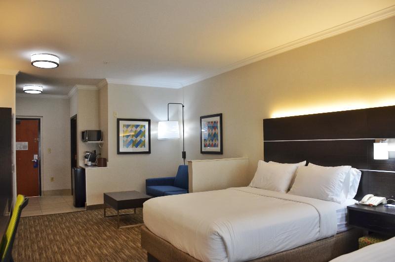 Hotel Express & Nw - Lakeline By Ihg 2*