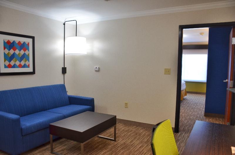 Hotel Express & Nw - Lakeline By Ihg Austin