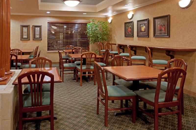 Express & Nw - Lakeline By Ihg Hotel 2*