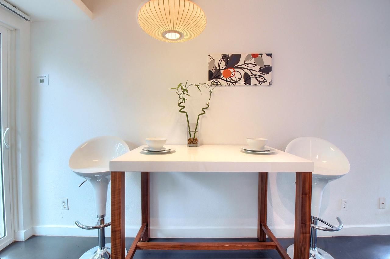 Travis Heights Modern I Holiday home