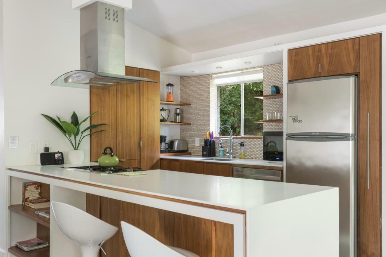 Travis Heights Modern I Holiday home Austin