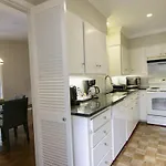 Tarrytown Townhouse