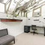 Tarrytown Retreat