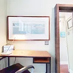 Ut Moody Center Downtown Eco Pecan Tree House Free Wifi Parking Quiet Office