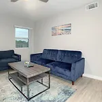 Evonify Stays - Mueller - Renovated Furnished Apartments