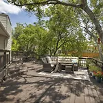Lakefront On Lake Travis Residence