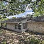 Lakefront On Lake Travis Residence