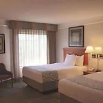 La Quinta Inn by Wyndham Austin Oltorf