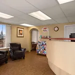 Super 8 By Wyndham Austin Downtown/Capitol Area
