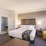 La Quinta By Wyndham Austin At The Domain