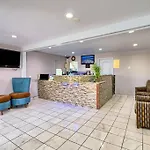 Country Garden Inn