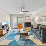 Vivant - Sola Chic King Bed Suites, Close To Downtown
