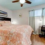 Cozy Studio Stay Near Downtown Austin And Ut