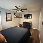 Atx North- Private Room And Bathroom In Quiet Neighborhood