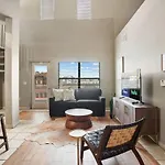 Balcony Views And Ideal West Campus Austin Location
