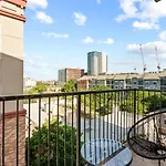 Cute And Comfy Apartment By The University Of Texas
