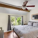 3B2B Hidden Oasis In The Hills-Close To Downtown