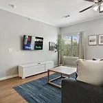 Close To It All In West Campus 2Br W Free Parking