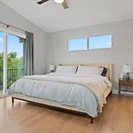 East Austin Home With In-Law Suite Plus Office And Fast Wifi