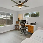 East Austin Home With In-Law Suite Plus Office And Fast Wifi