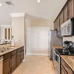 Warm Suburban 3Br Townhome Near Dt