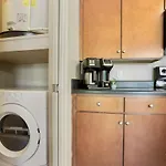 Dual Urban Oasis 8Br In Vibrant North Loop Hub