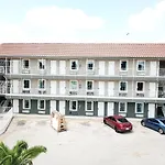Village Motor Inn
