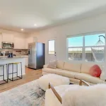 Quiet Home With Fenced Yard 12 Mi To Downtown Austin
