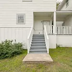 Modern Central East Austin 4Br Gem
