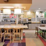 Fairfield Inn & Suites Austin University Area