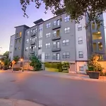 Austin 4Br Loft Townhome Near West Campus