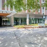Downtown 2Br W Gym Wd Pool Nr 6Th St Bars Atx-7