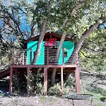 Camp Sandy Lakefront, Pool,H Tub, Sand Volleyball