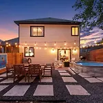 2 Homes-16 Guests-Pool-Arcade-Large Backyard-Grill