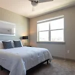 Landing Modern Apartment With Amazing Amenities