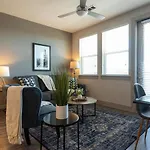Landing Modern Apartment With Amazing Amenities