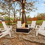 Lux 5Br Gem With Heated Pool, Spa, And Outdoor Movie Theater