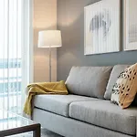 Landing At The Monroe - 2 Bedrooms In Montopolis