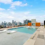 Natiivo Austin Penthouse