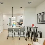 Modern Austin Retreat With Heated Cowboy Pool!