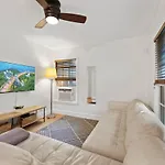 Quaint 3 Bedroom House With Huge Yard